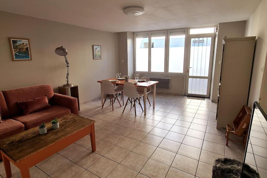 Le Nid Des Epesses Villa Les Épesses Exteriör bild