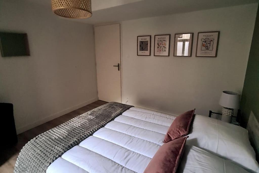 Le Nid Des Epesses Villa Les Épesses Exteriör bild